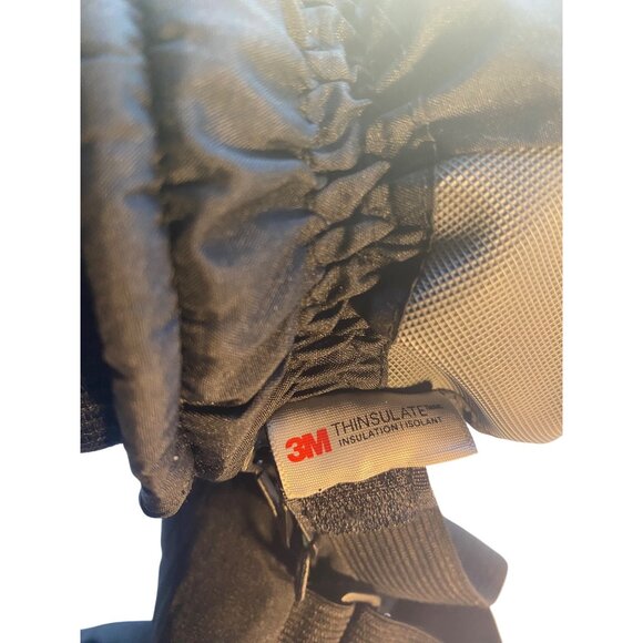 Firm Grip Insulated Winter Gloves With 3M Thinsulate Technology For Cold Weather - Picture 4 of 7